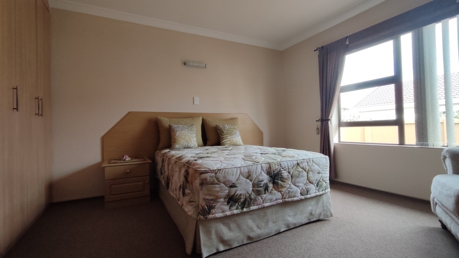 3 Bedroom Property for Sale in Stilbaai Wes Western Cape